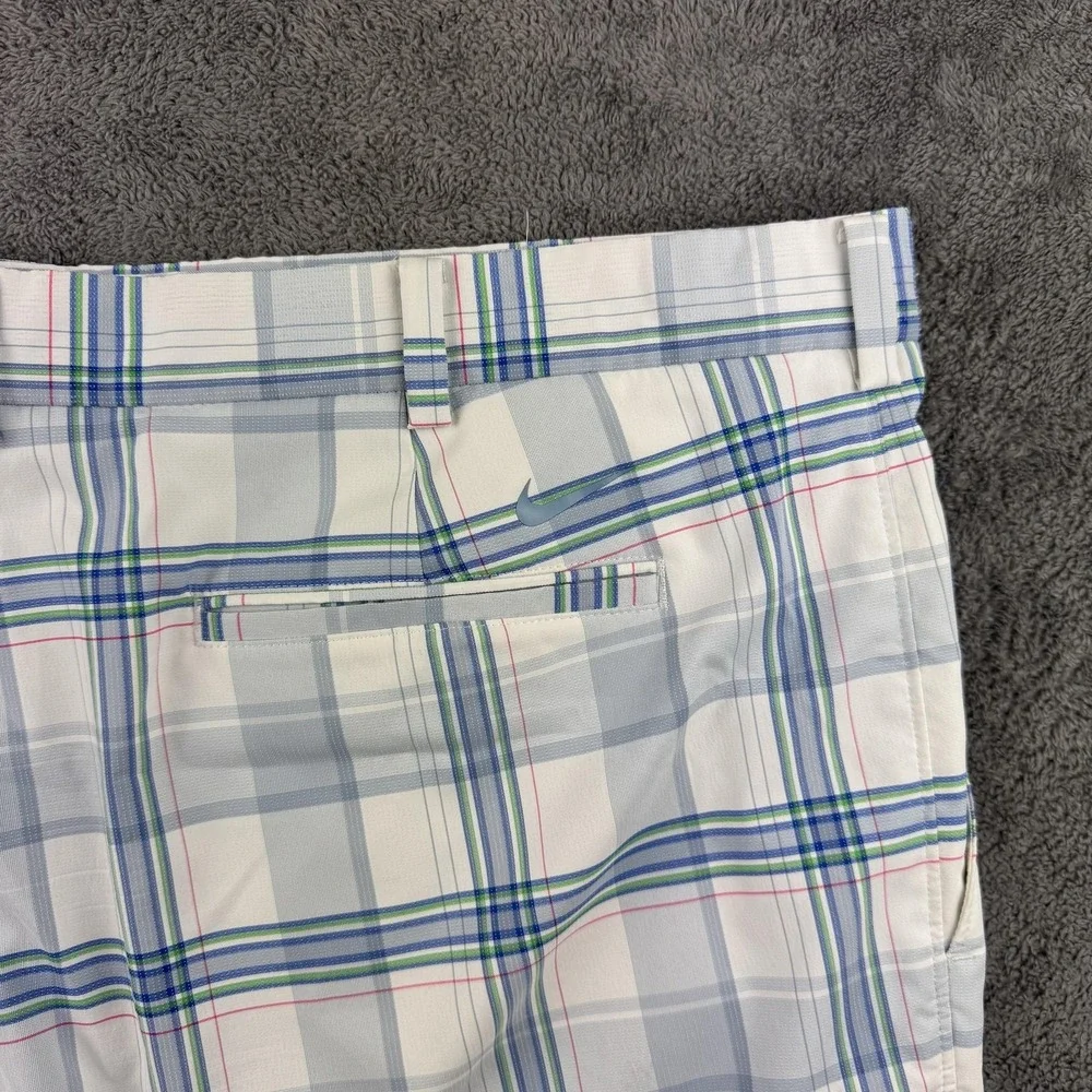 Nike Golf Shorts Mens 40‎ White Blue Plaid Dri-Fit Flat Front 418576-100